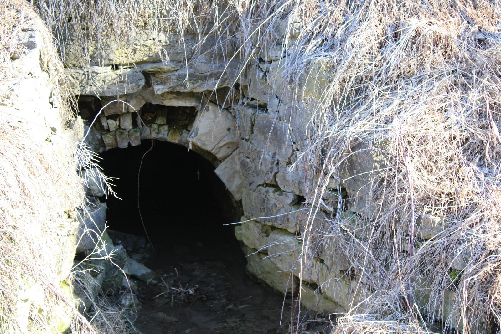Southeast wing wall
